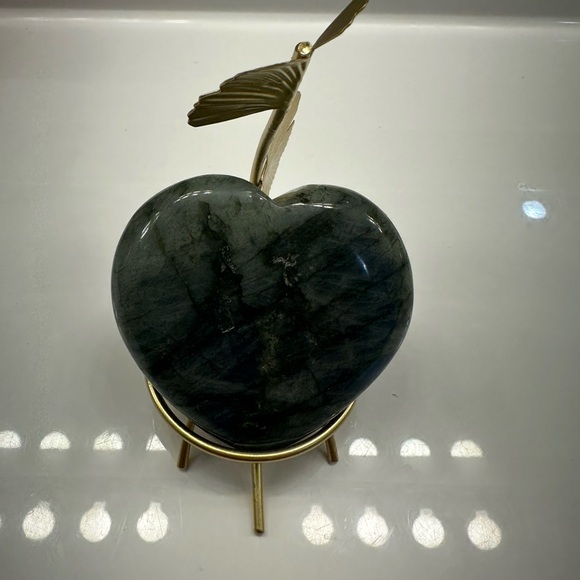 Labradorite Heart - Picture 4 of 6